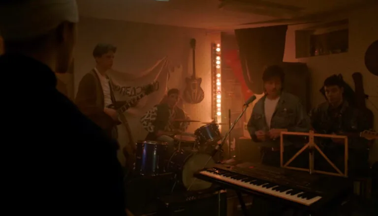 Момент из 4 серии 1 сезона