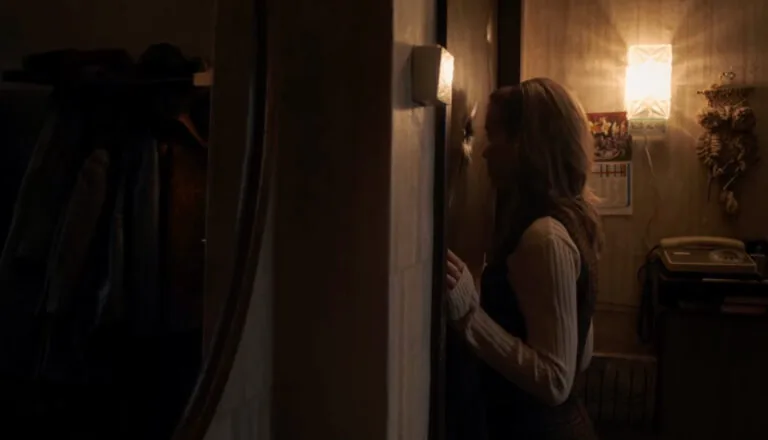 Момент из 6 серии 1 сезона